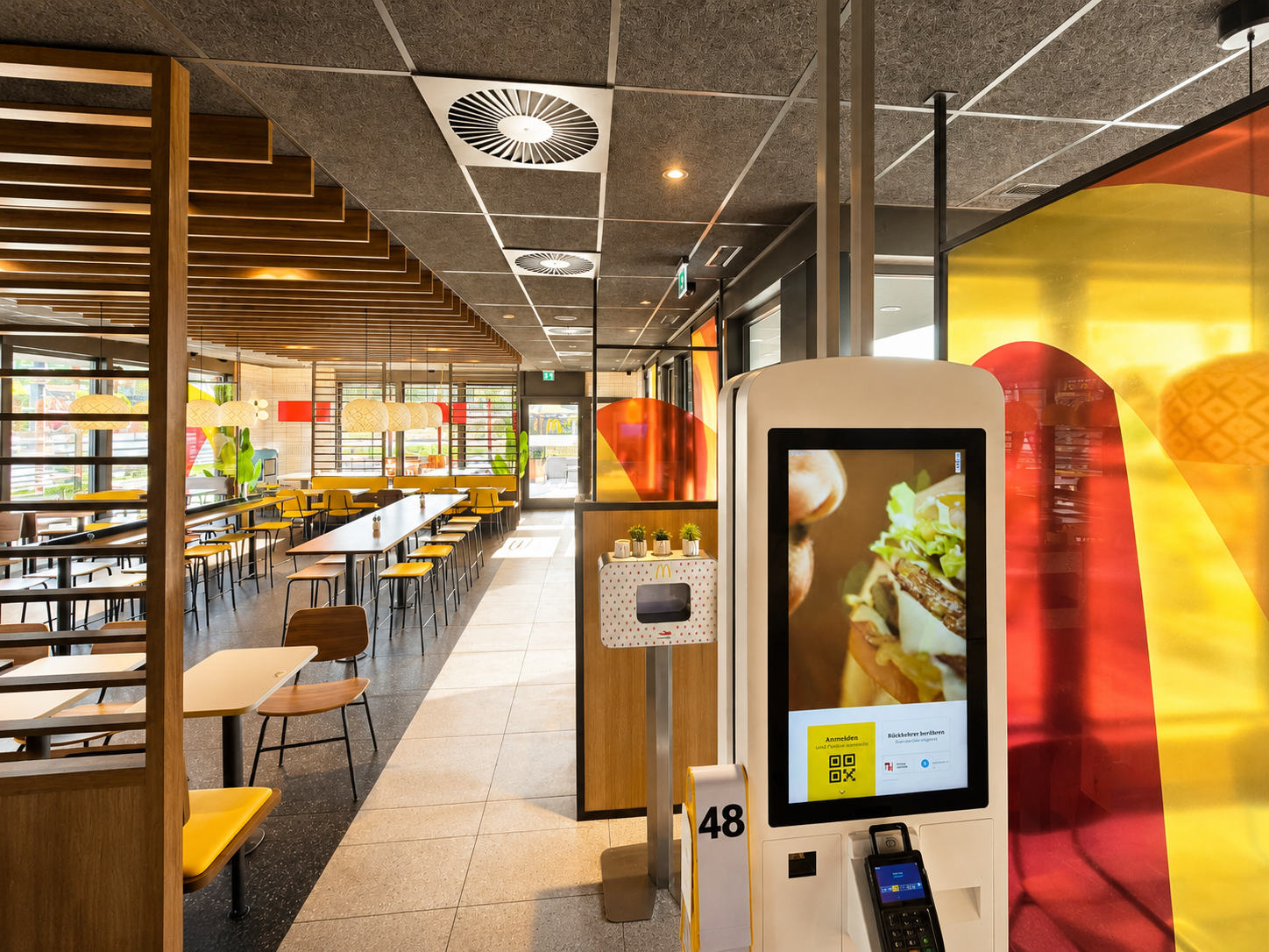 McDonald's | 8157 Dielsdorf Projektbild