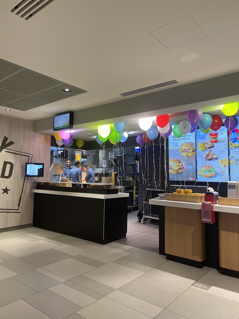 McDonald's | 1196 Gland Projektbild